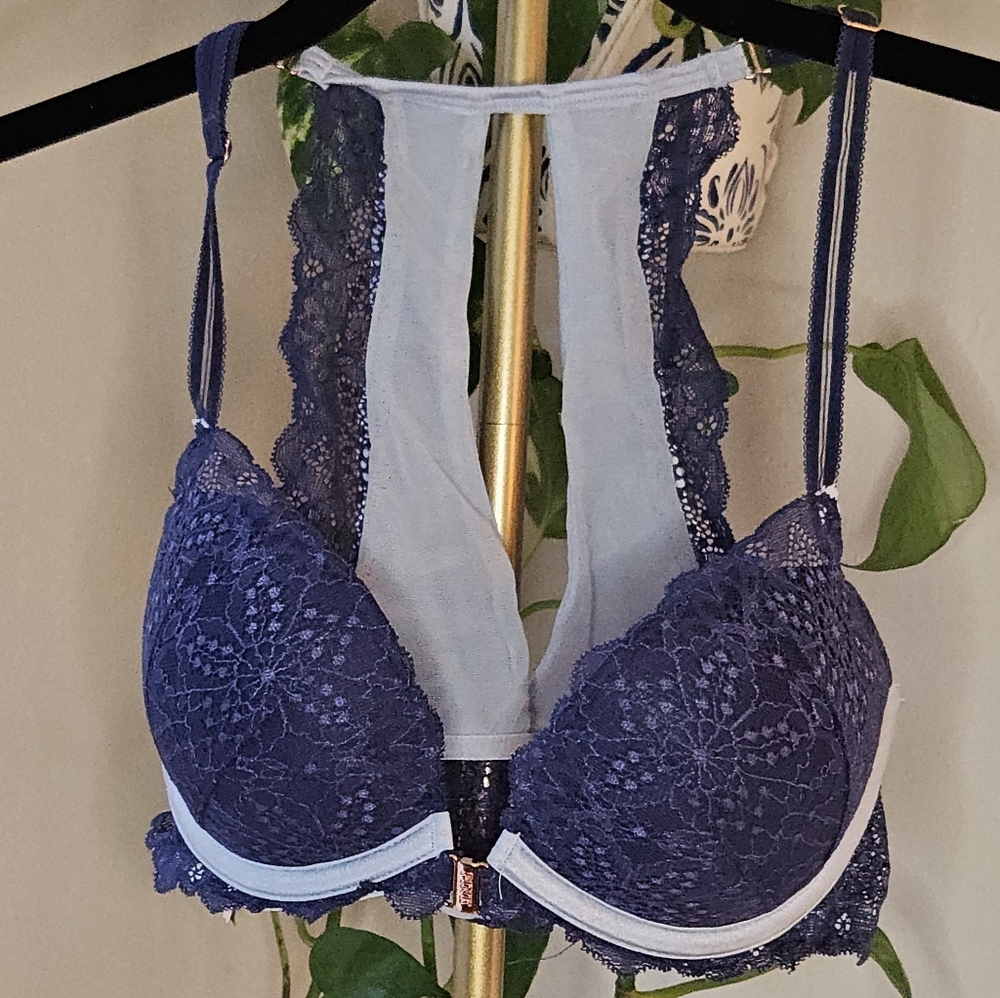 Victoria's Secret Navy Lace Bra